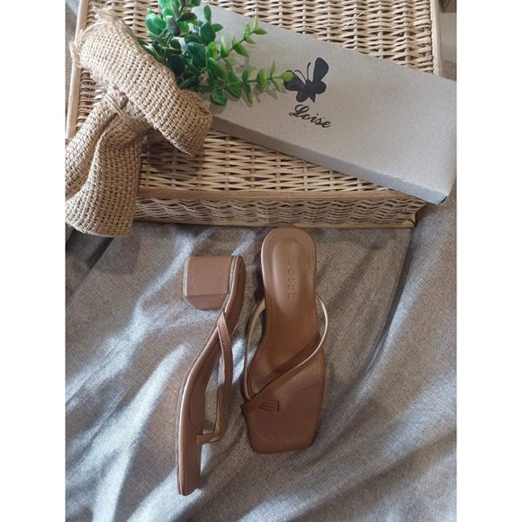 Sandals - Picture 6 of 6